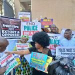 #Endbadgovernance protesters outside FCT Hight court