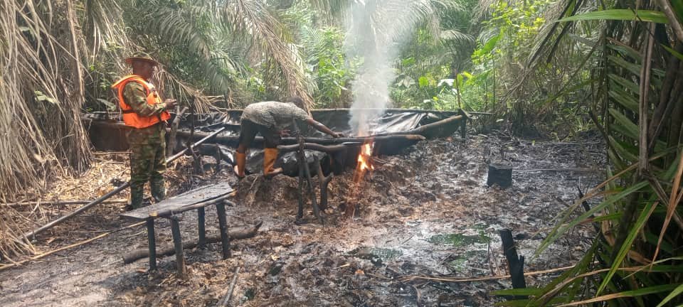 Illegal refinery site being destroyed by Nigerian Army